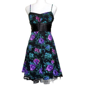 B. Darlin Junior Floral black formal dress - Size Junior 5